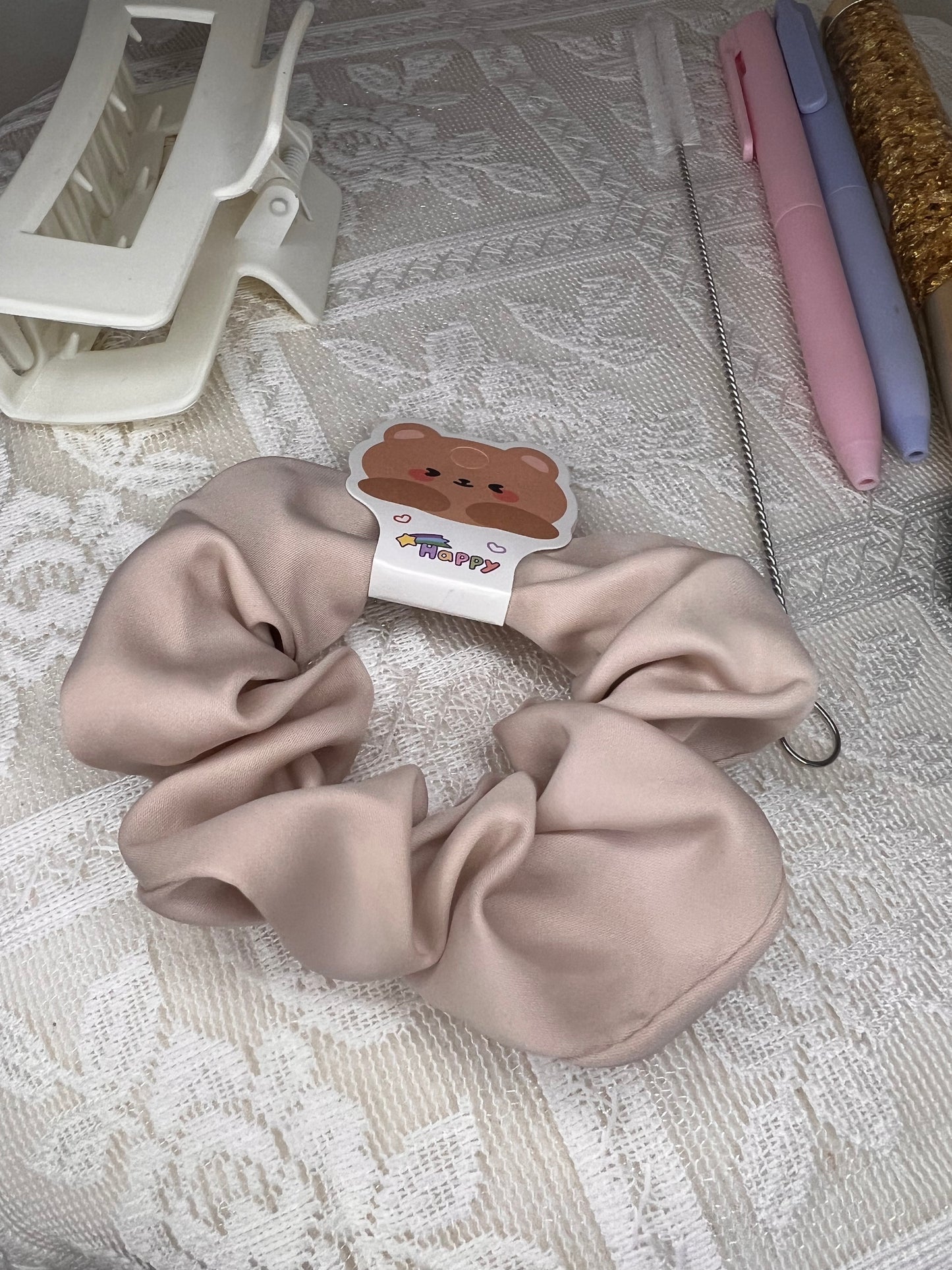 Scrunchie Bone