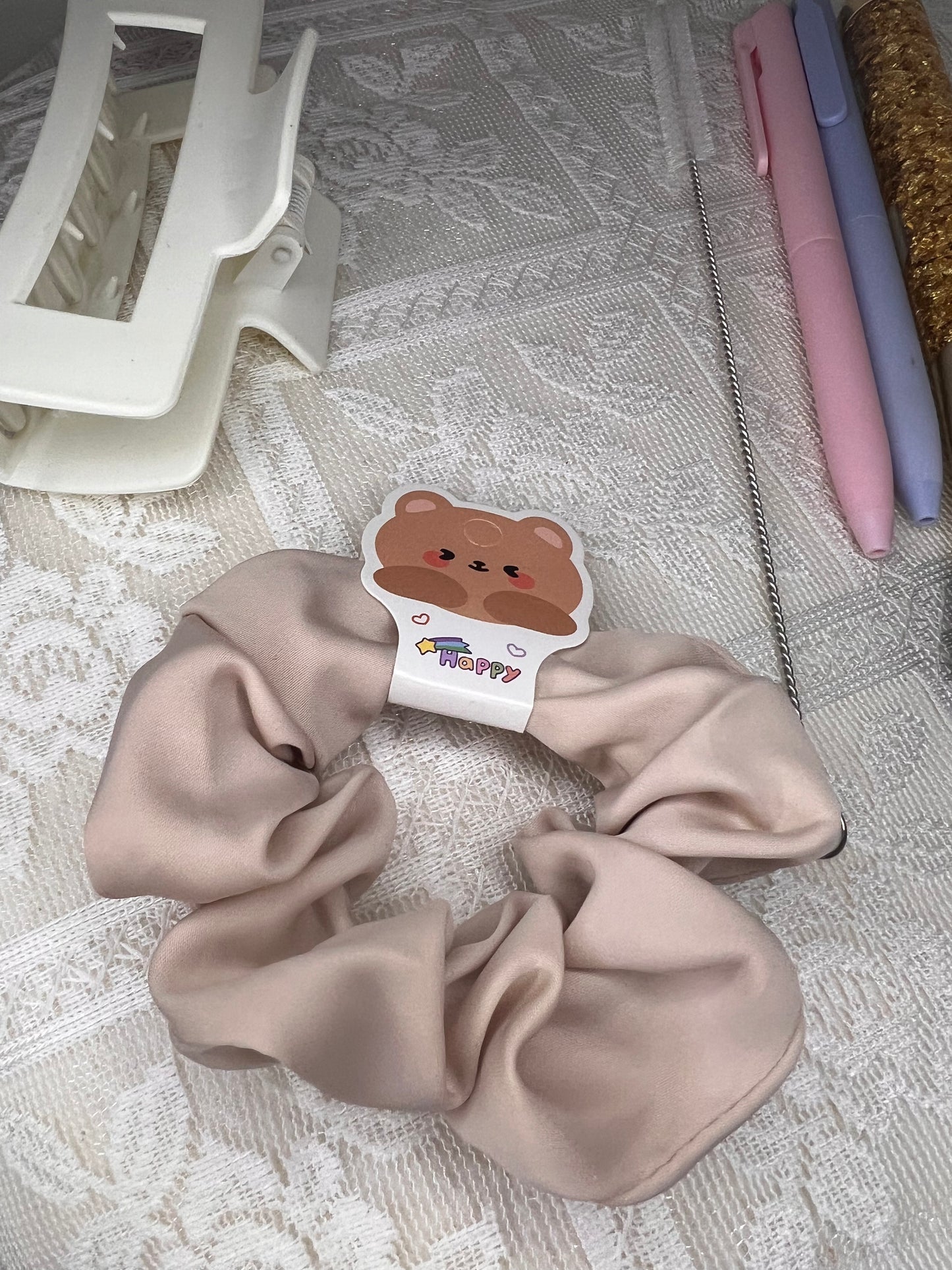 Scrunchie Bone